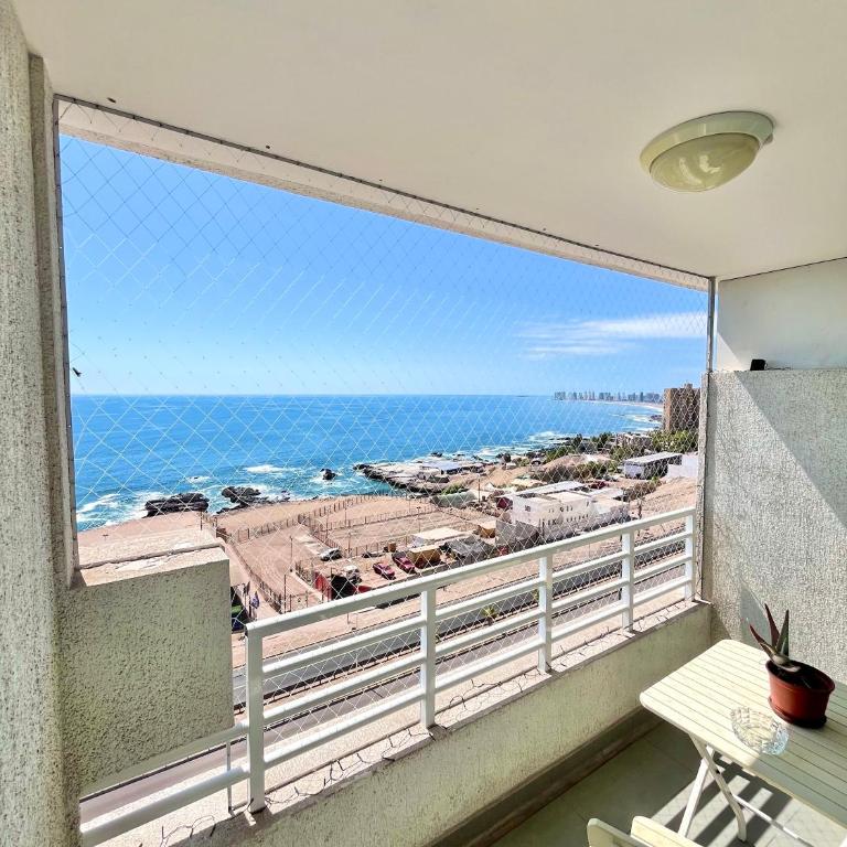 Costanera Huayquique - Two-Bedroom Apartment with Sea View - 22