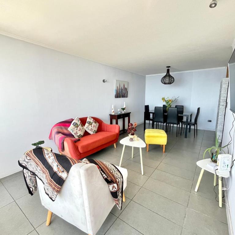 Costanera Huayquique - Two-Bedroom Apartment with Sea View - 3