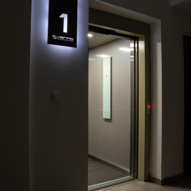 Mac Aviator City Center Two Double Bed Apartment - Apartment with Balcony - 28