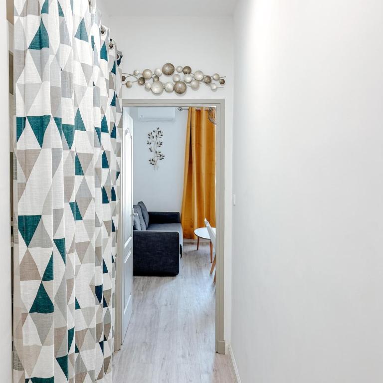 Elegant Apartment with Balcony, Central Nice - Appartement 2 Chambres - 14