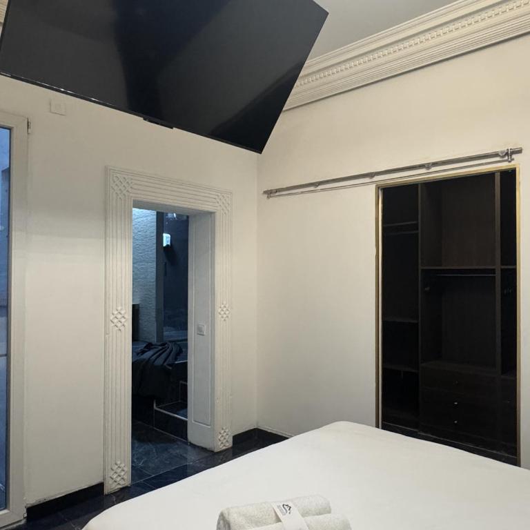 Apartamentos Day Madrid MALASAÑA I - Deluxe Apartment - 24