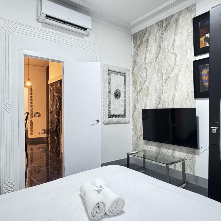 Apartamentos Day Madrid MALASAÑA I - Deluxe Apartment - 5