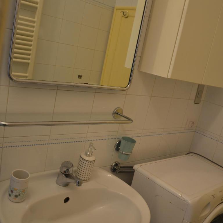 Casa Aldrovandi - Two-Bedroom Apartment - 23