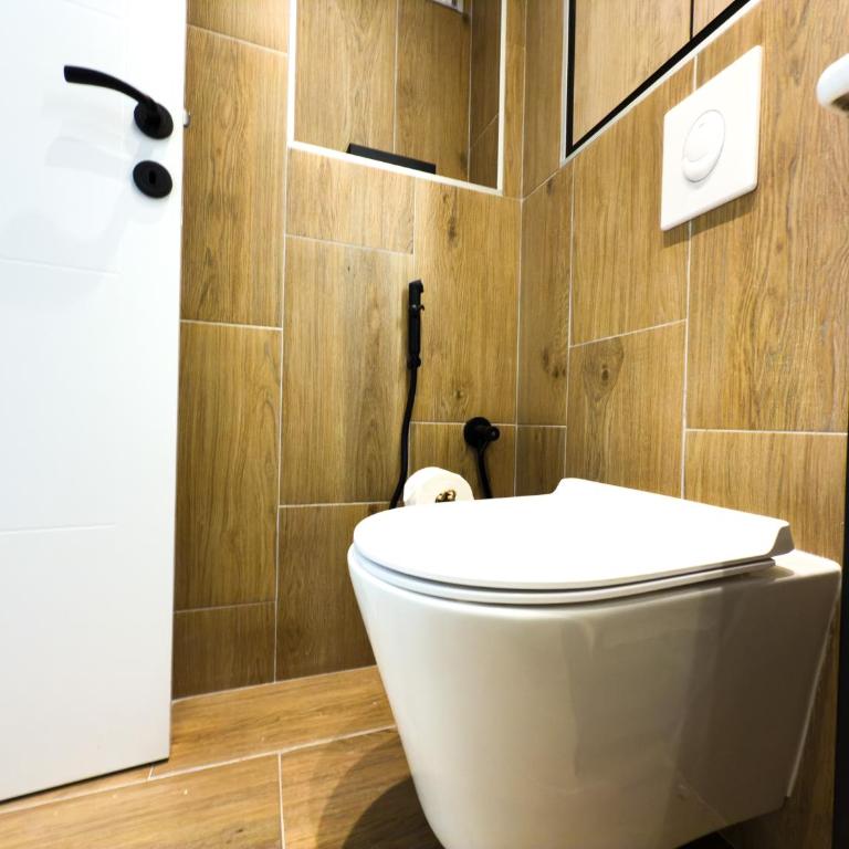 Cherry Magic apartment Sarajevo - Two-Bedroom Apartment with Garden View - 14