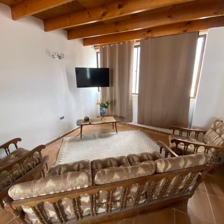 Relájate y disfruta con una hermosa vista al mar - Three-Bedroom Apartment - 5