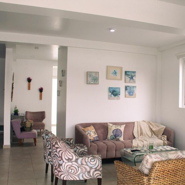 Increible casa de playa con vista al lago - Three-Bedroom House - 25