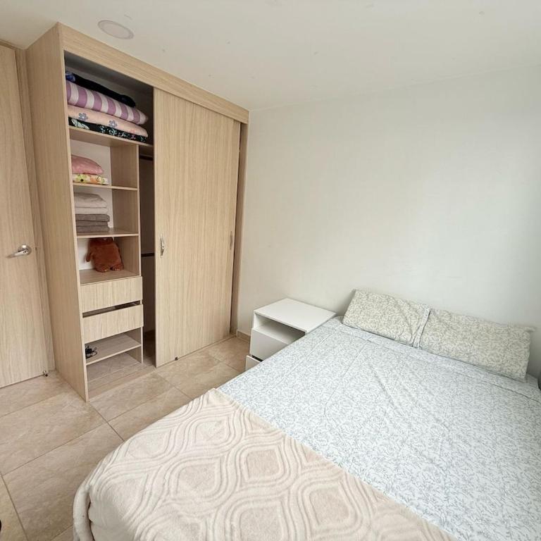 Apartamento en Cali, Colombia - Apartamento de 2 dormitorios - 8