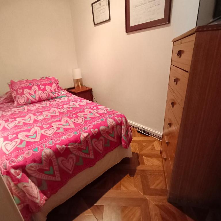 Departamento en San Martin y cerca del Casino - Three-Bedroom Apartment - 6