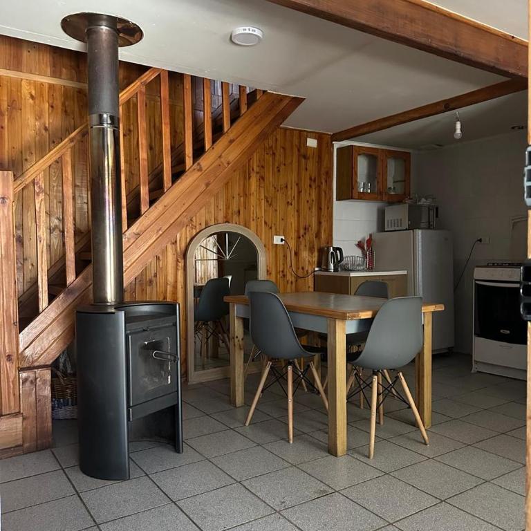 cabañas Los Tineos s/n 4-6 personas, Isla Teja - Apartment - Split Level - 18