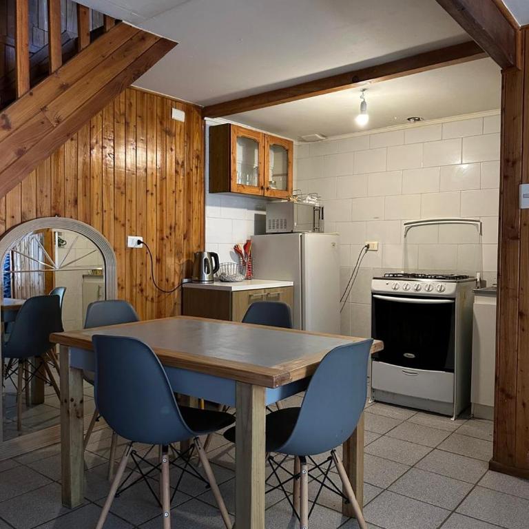 cabañas Los Tineos s/n 4-6 personas, Isla Teja - Apartment - Split Level - 21