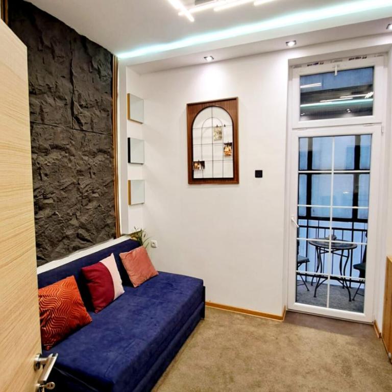 Tailor Palace - One-Bedroom Apartment - 6