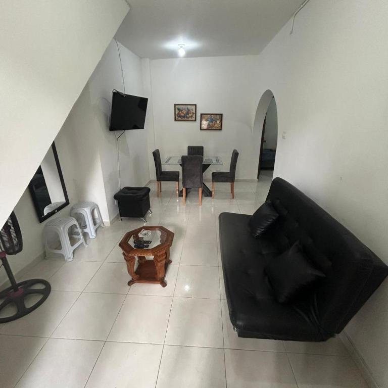 Casa velez - Four-Bedroom House - 8