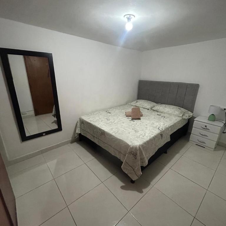 Casa velez - Four-Bedroom House - 14
