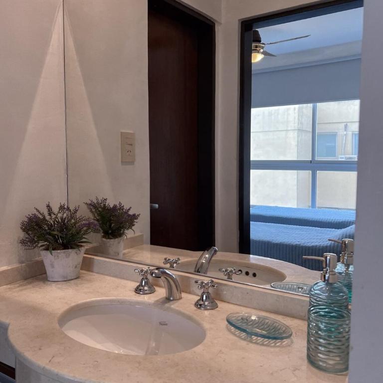 Benju - One-Bedroom Standard Apartment - 17