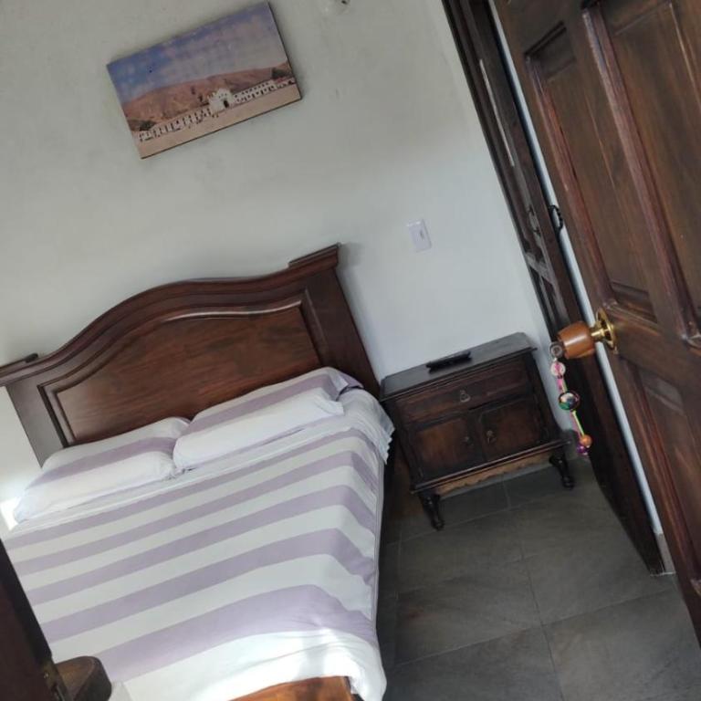 Hostal Rana - Deluxe Room - 2
