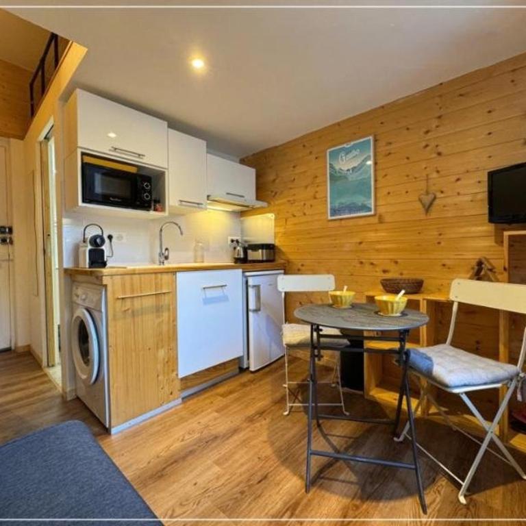 Charmant Studio Centre-ville 18 m² - Cauterets - FR-1-234-357 - Studio - 6