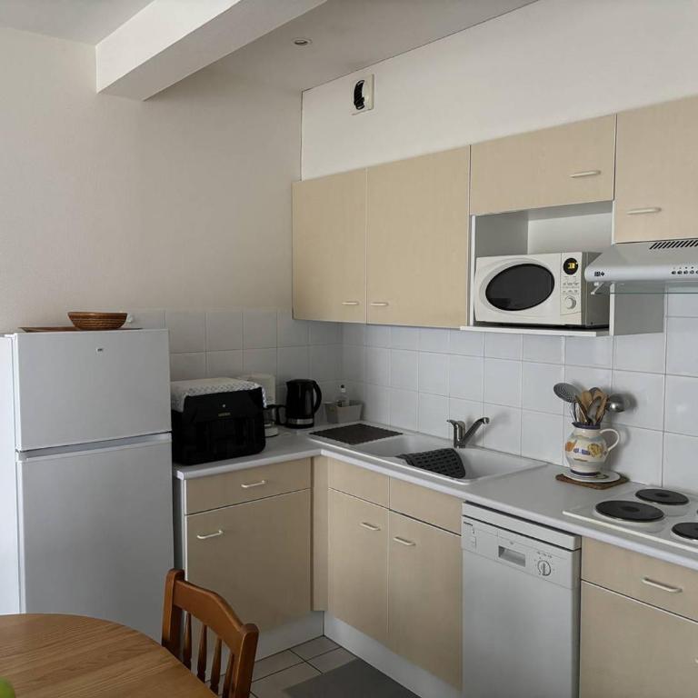 Appartement Central 4 Personnes - Parking Inclus - FR-1-738-54 - Appartamento - 12