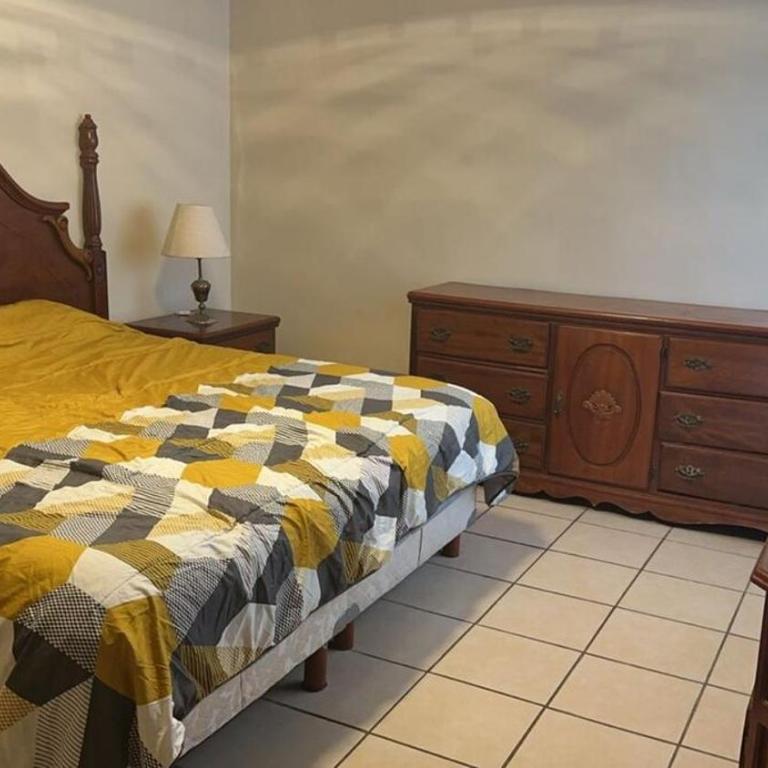 Not for rent - One-Bedroom House - 3