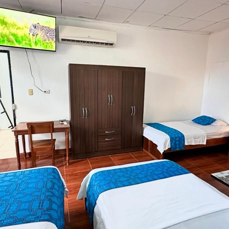 Hostal Maravilla Amazónica - Family Room with Private Bathroom - 5