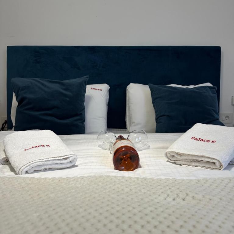 Palace 19 - One-Bedroom Apartment - 22