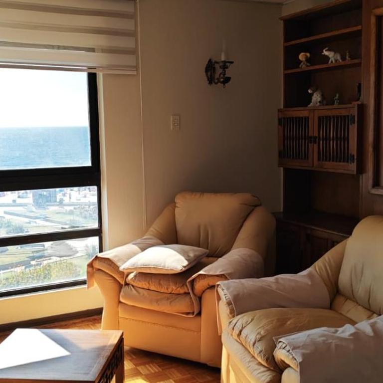 VIÑA Maravillosa VISTA plena Av San Martín y Av Perú - frente Playa Acapulco - Three-Bedroom Apartment with Sea View - 14