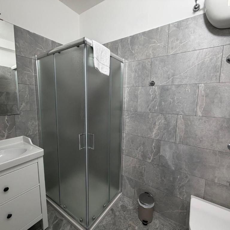 Napoli Mood Rooms - Camera Matrimoniale con Bagno Privato - 6