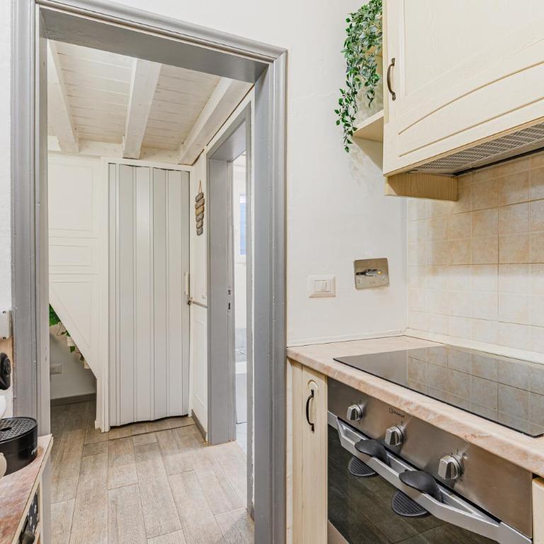 Charming retreat with private outdoor near Santa Croce - Appartamento con 2 Camere da Letto - 8