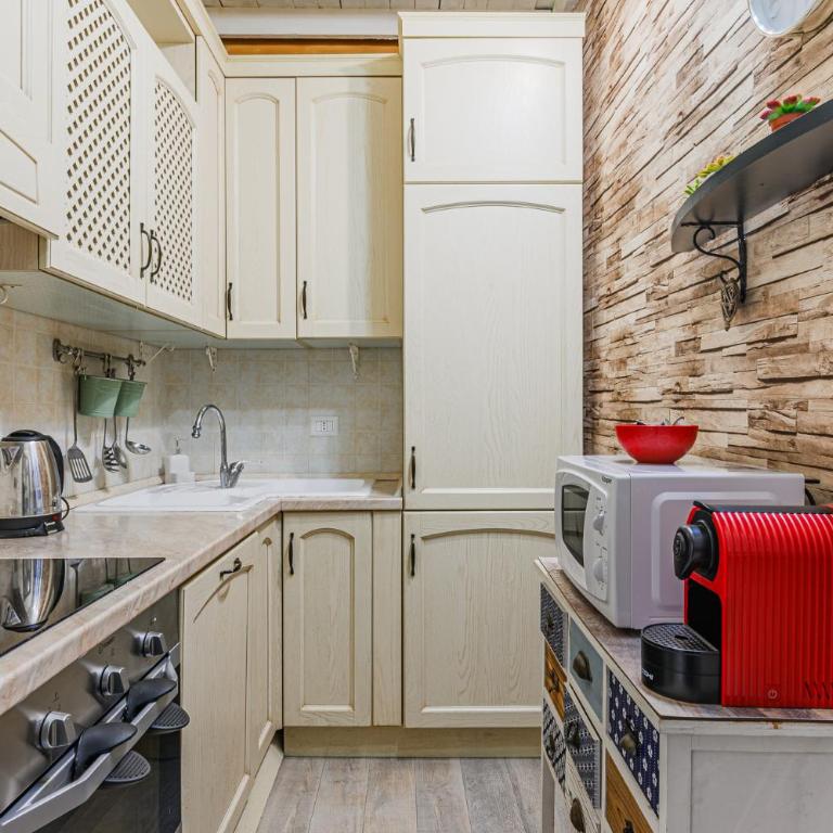 Charming retreat with private outdoor near Santa Croce - Appartamento con 2 Camere da Letto - 5