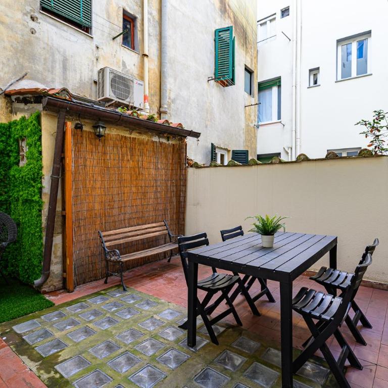 Charming retreat with private outdoor near Santa Croce - Appartamento con 2 Camere da Letto - 32