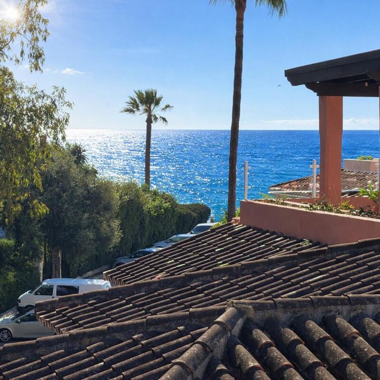 Costa del Sol Frontline Sea view penthouse - Apartamento de 2 dormitorios con balcón y vistas al mar - 2