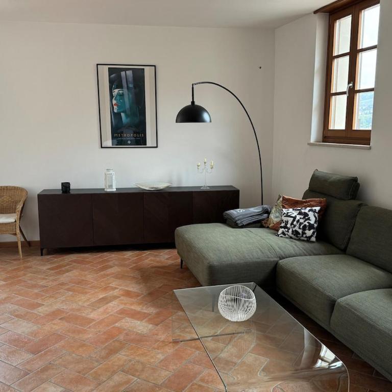 Apartment Terrazza Panoramica, spacious in center - Appartamento con 2 Camere da Letto e Vista Piscina - 1