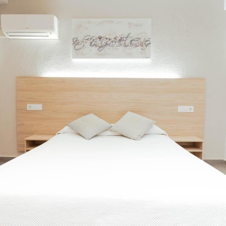 Hotel S'Agoita - Habitación Doble Basic sin balcón - 5