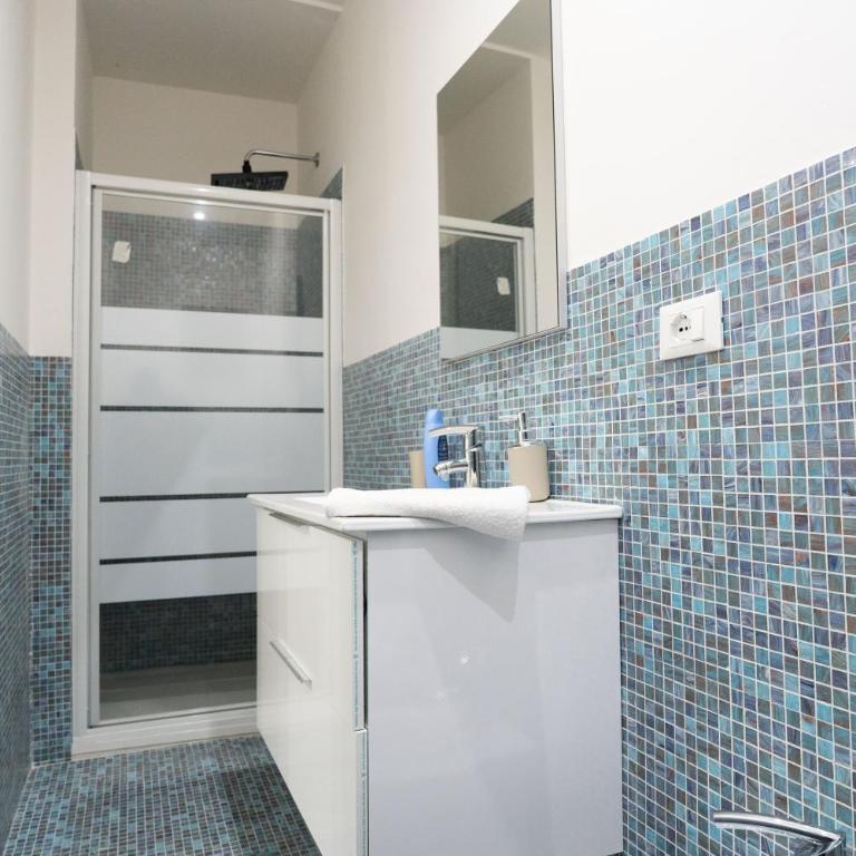 Home d'elite trevi 2 - Appartamento con 1 Camera da Letto - 4