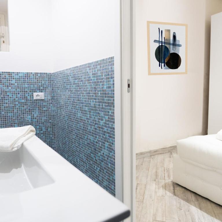 Home d'elite trevi 2 - Appartamento con 1 Camera da Letto - 7