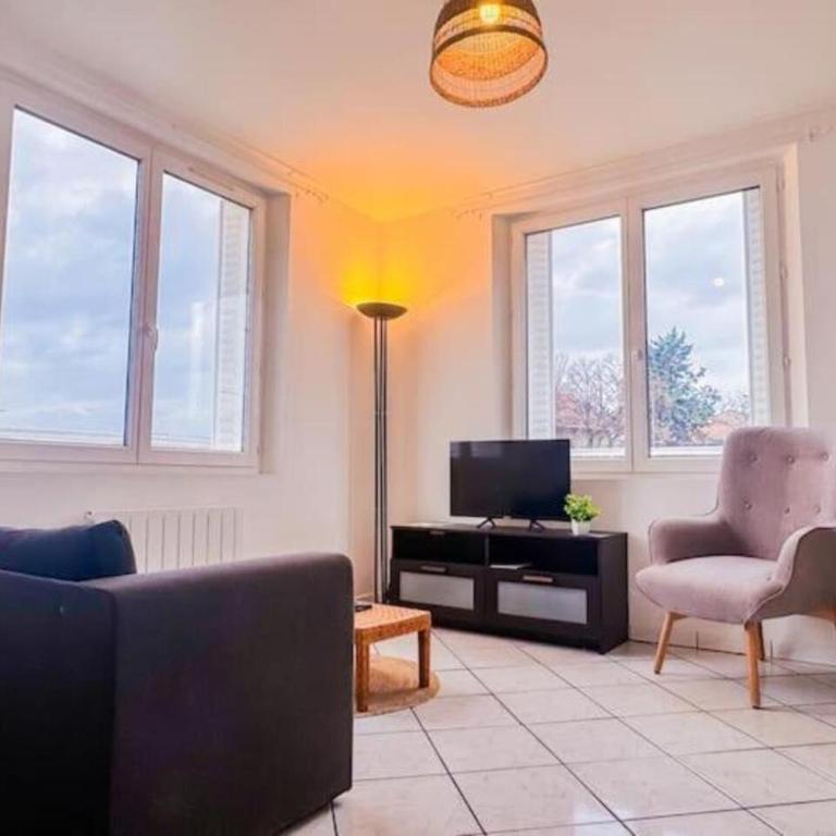 Joli T3 avec parking privé - Appartement 2 Chambres - 1