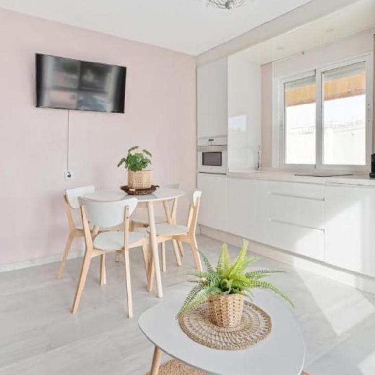 Braille Apartment Center - Two-Bedroom Apartment - 10
