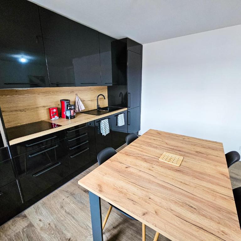 Funky 2 chambres 4 pers WIFI TV - Appartement 2 Chambres - 5