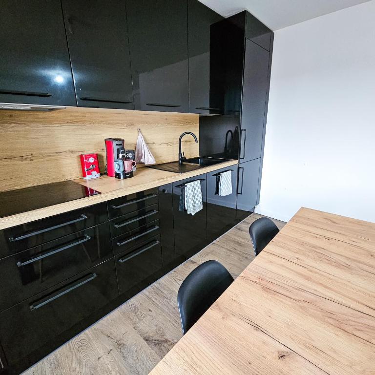 Funky 2 chambres 4 pers WIFI TV - Appartement 2 Chambres - 13
