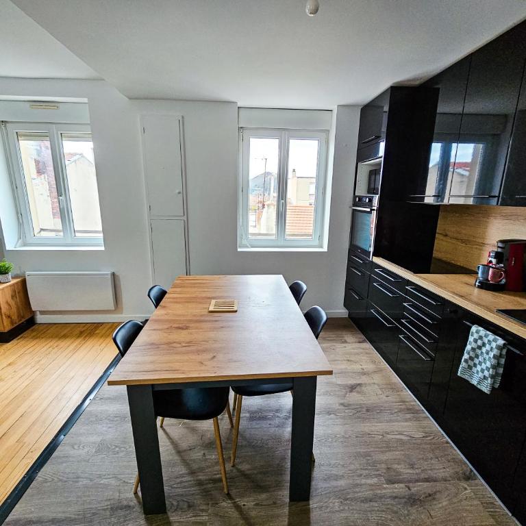 Funky 2 chambres 4 pers WIFI TV - Appartement 2 Chambres - 25