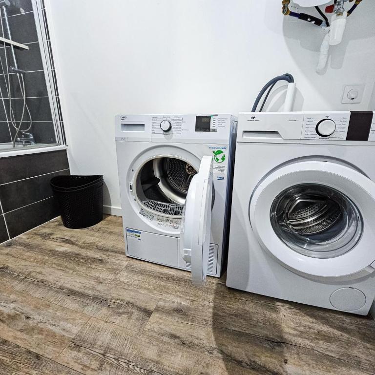 Funky 2 chambres 4 pers WIFI TV - Appartement 2 Chambres - 35