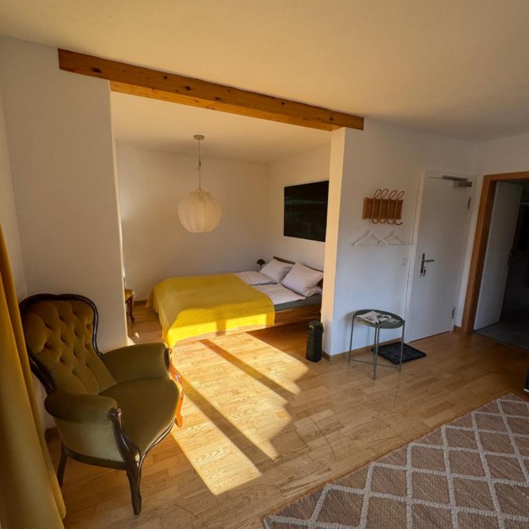 Waldheim Laax Pension - Familienzimmer - 2