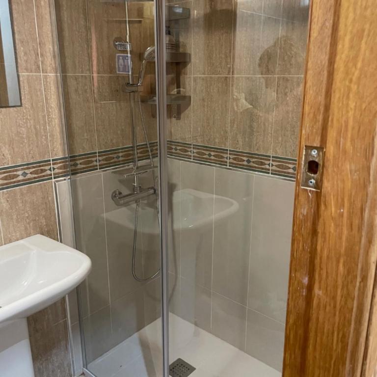 Central Market Accommodation - Double Room with Private Bathroom - 2