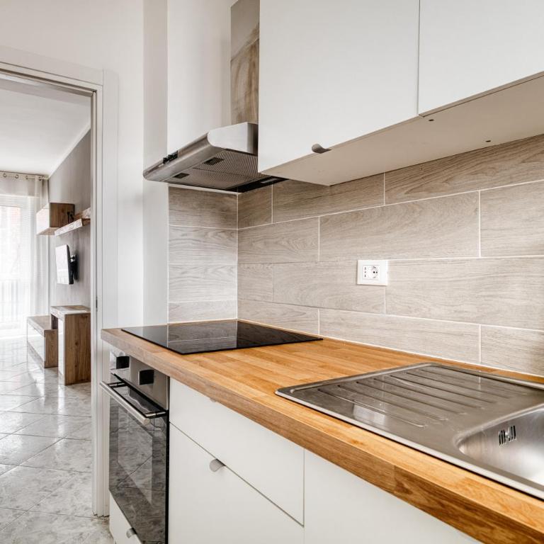 Modern Apartment - 7 min to Linate - Appartamento con 2 Camere da Letto e Balcone - 9