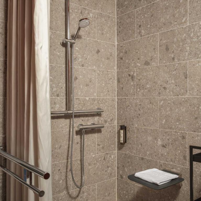 Hotel Miano by Limehome - Comfort Room (wheelchair accessible) - 5