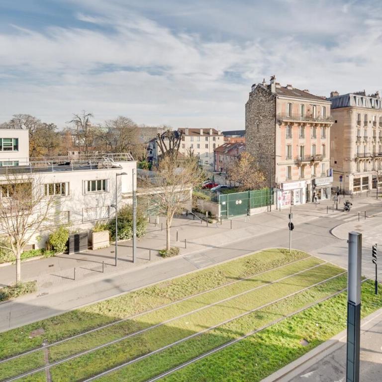 Escapade pratique pour 4 à Saint-Denis - Apartment - 5