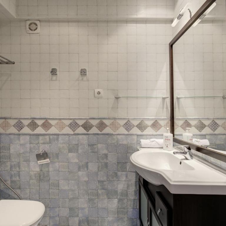 Home4u, Lavadero - Three-Bedroom Apartment - 15