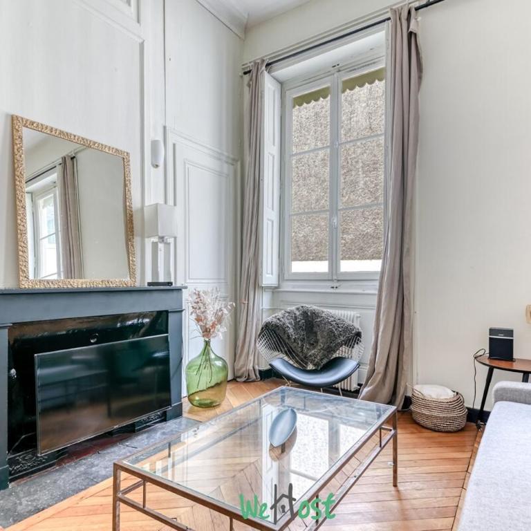 Appartement centre Lyon – secteur Bellecour - Appartement - 12