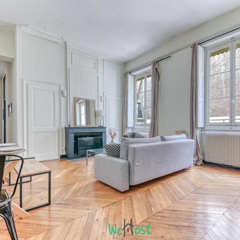 Appartement centre Lyon – secteur Bellecour - Appartement - 8