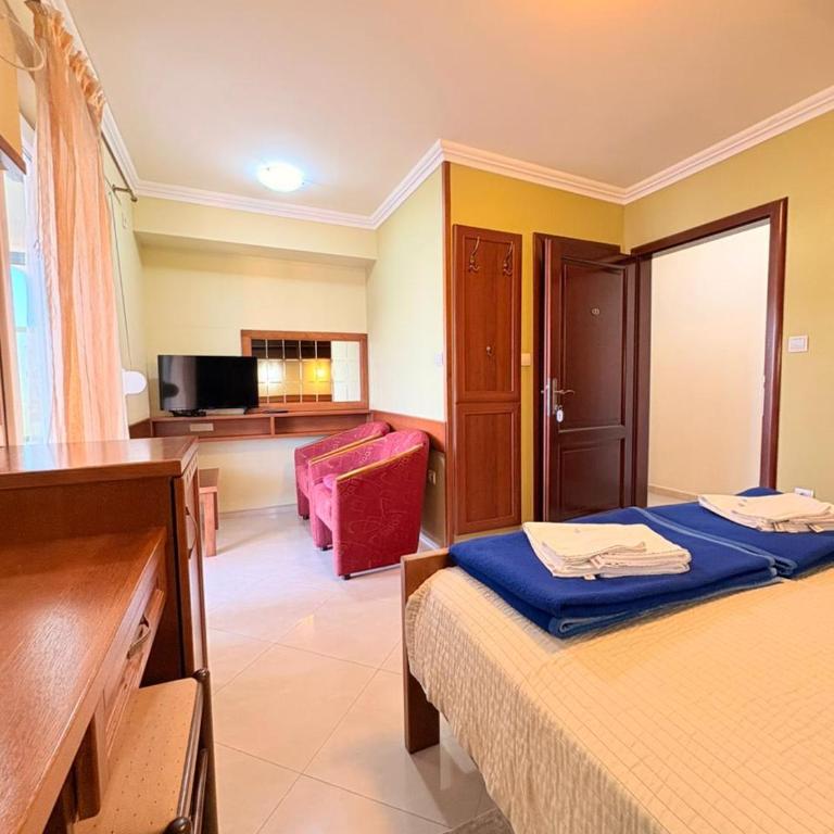Garni Hotel Bokeška Noć - Double Room with Balcony and Sea View - 15