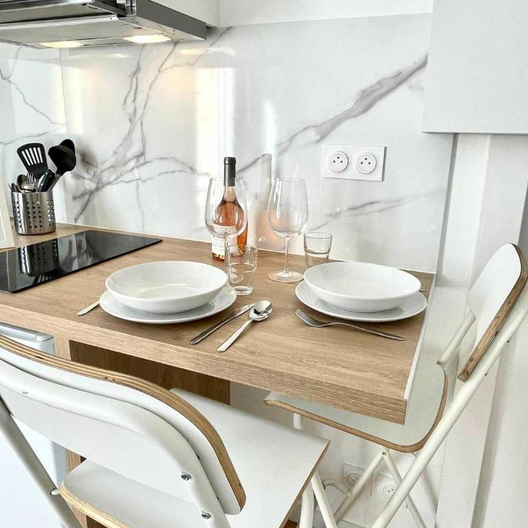 New 147 Suite Tonton - Cosy Apartment Paris Center - Studio - 11